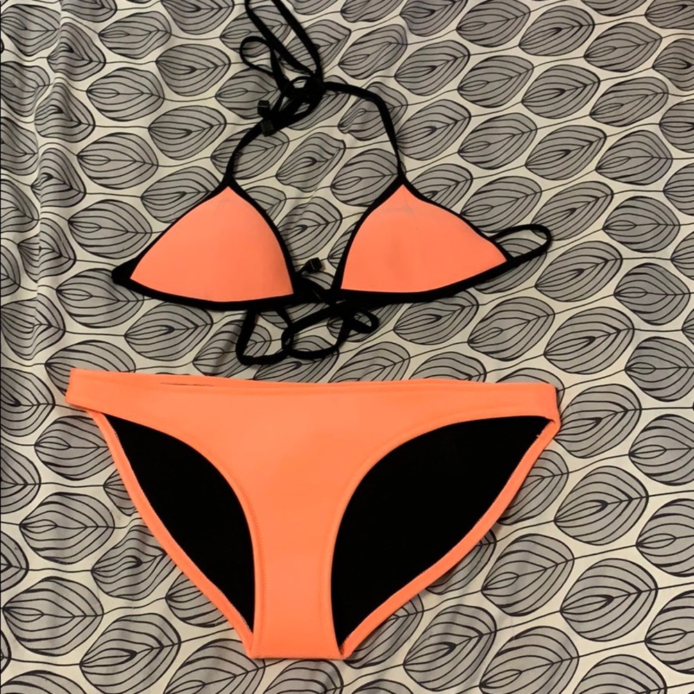 Triangl coral bikini